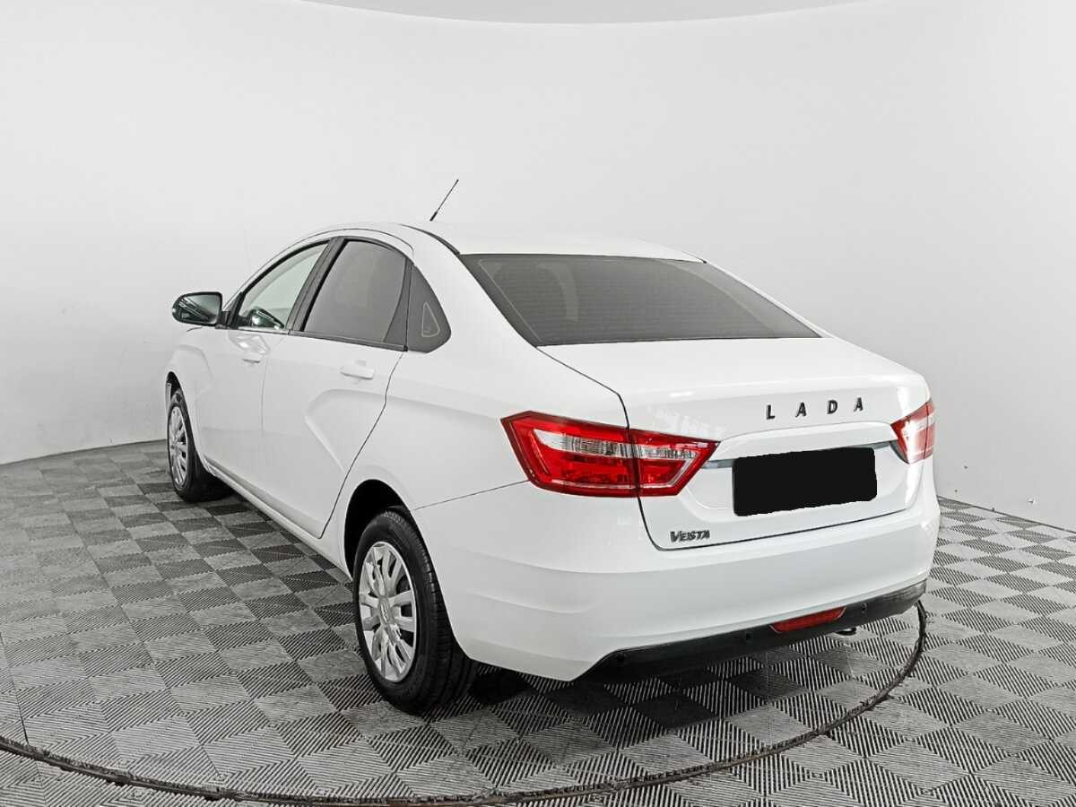 Lada (ВАЗ) Vesta с пробегом — 2022 год. Фото: #6