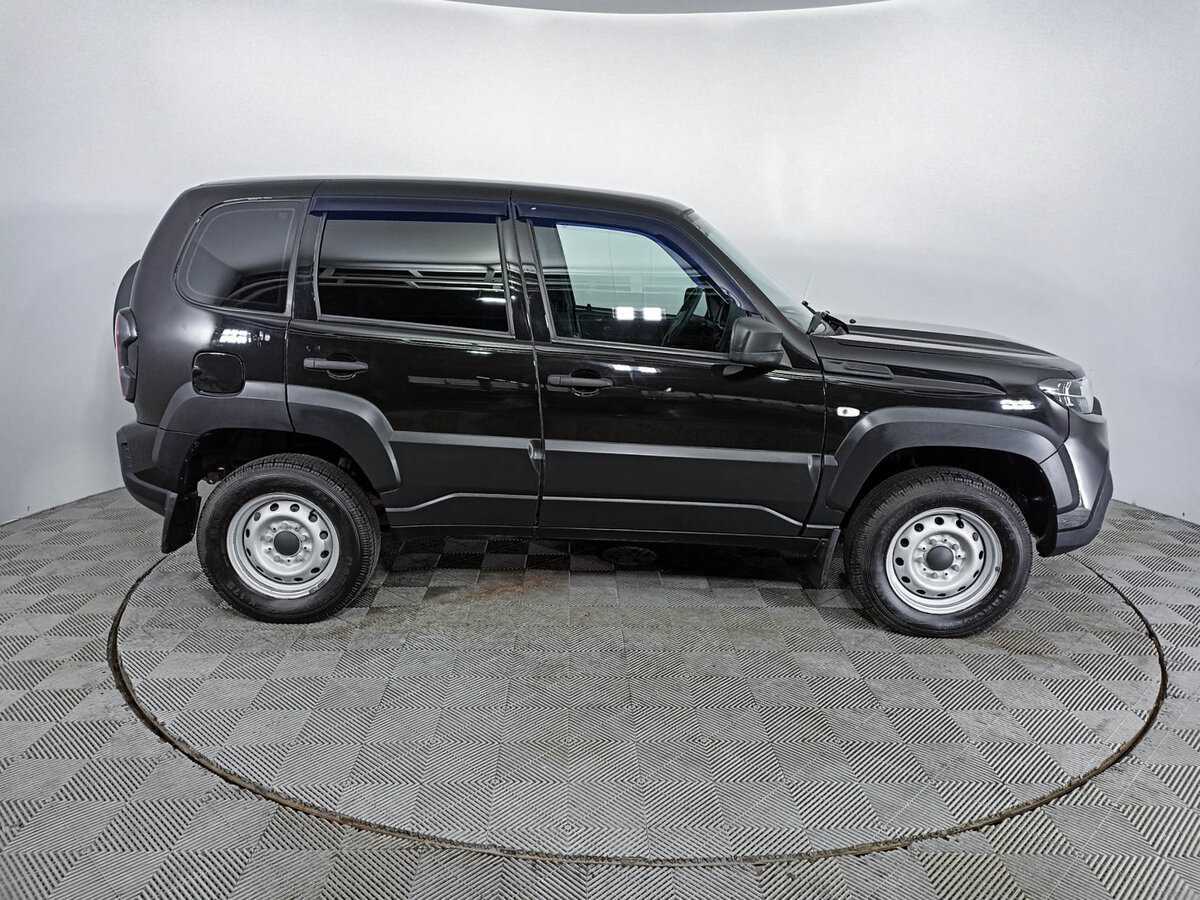 Lada (ВАЗ) Niva с пробегом — 2023 год. Фото: #3