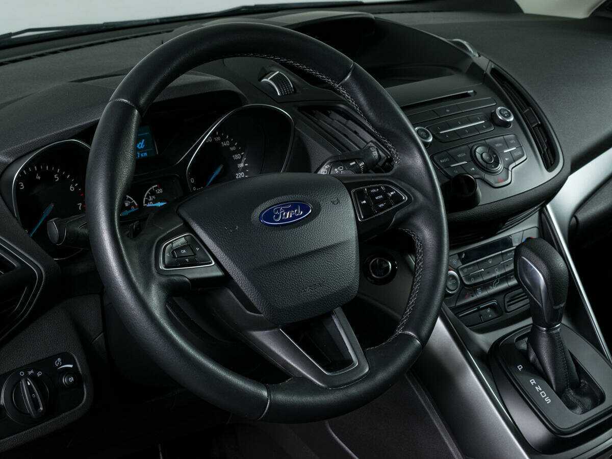 Ford Kuga с пробегом — 2018 год. Фото: #11