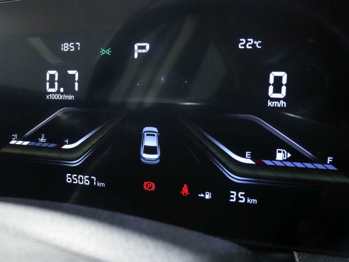 FAW Bestune B70 с пробегом — 2023 год. Фото: #9