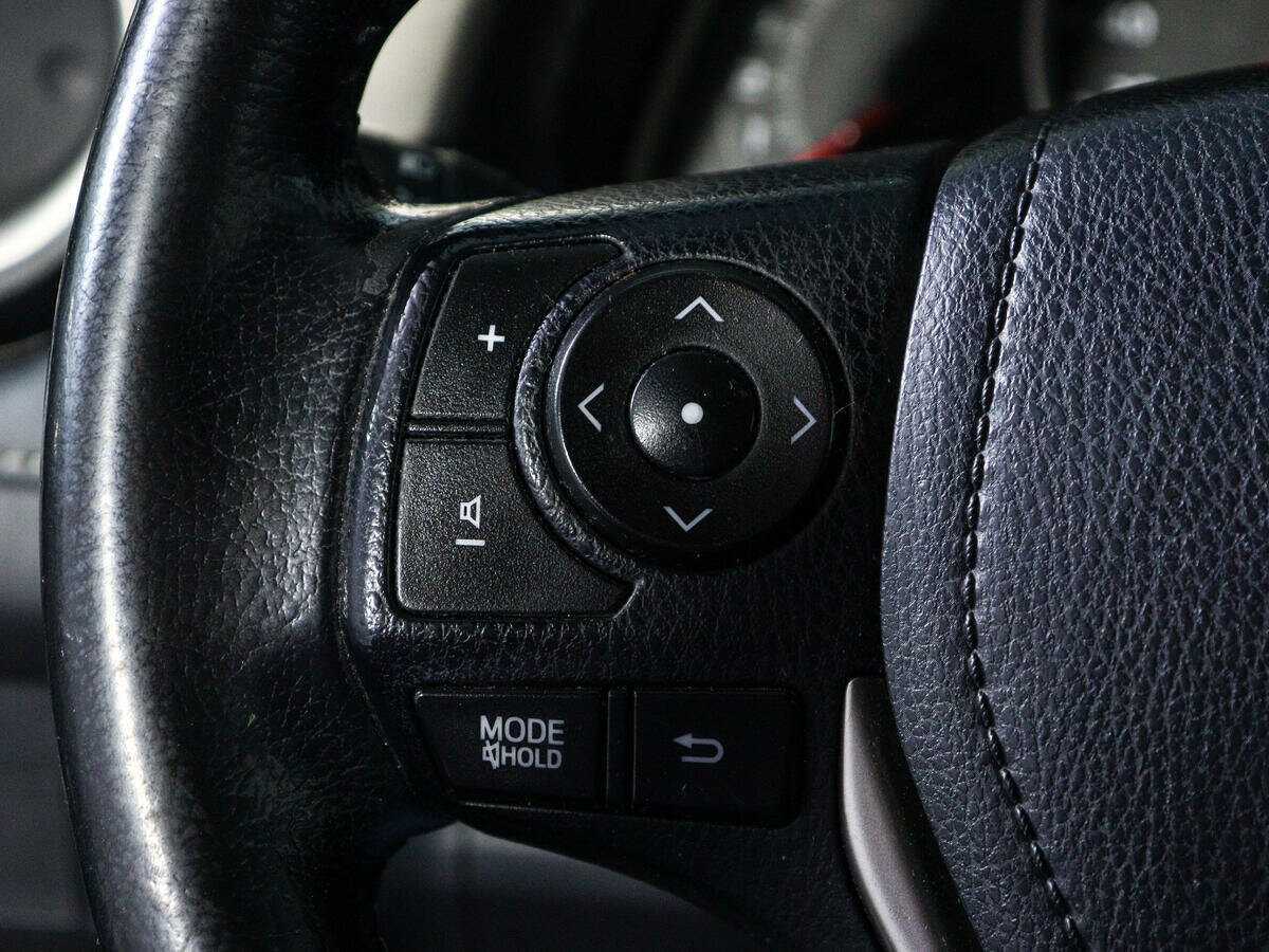 Toyota RAV4 с пробегом — 2013 год. Фото: #14