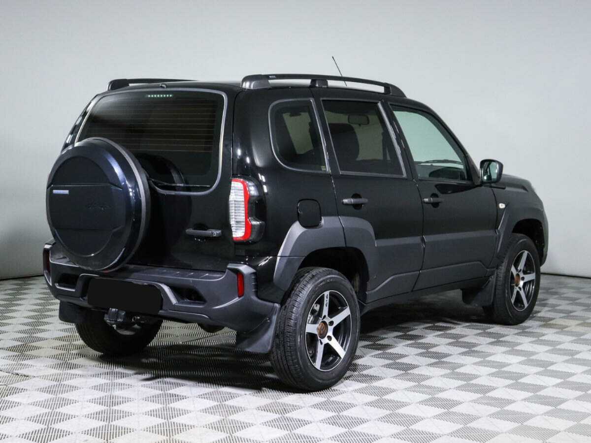 Lada (ВАЗ) Niva с пробегом — 2023 год. Фото: #3