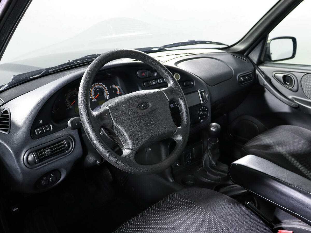 Lada (ВАЗ) Niva с пробегом — 2023 год. Фото: #12