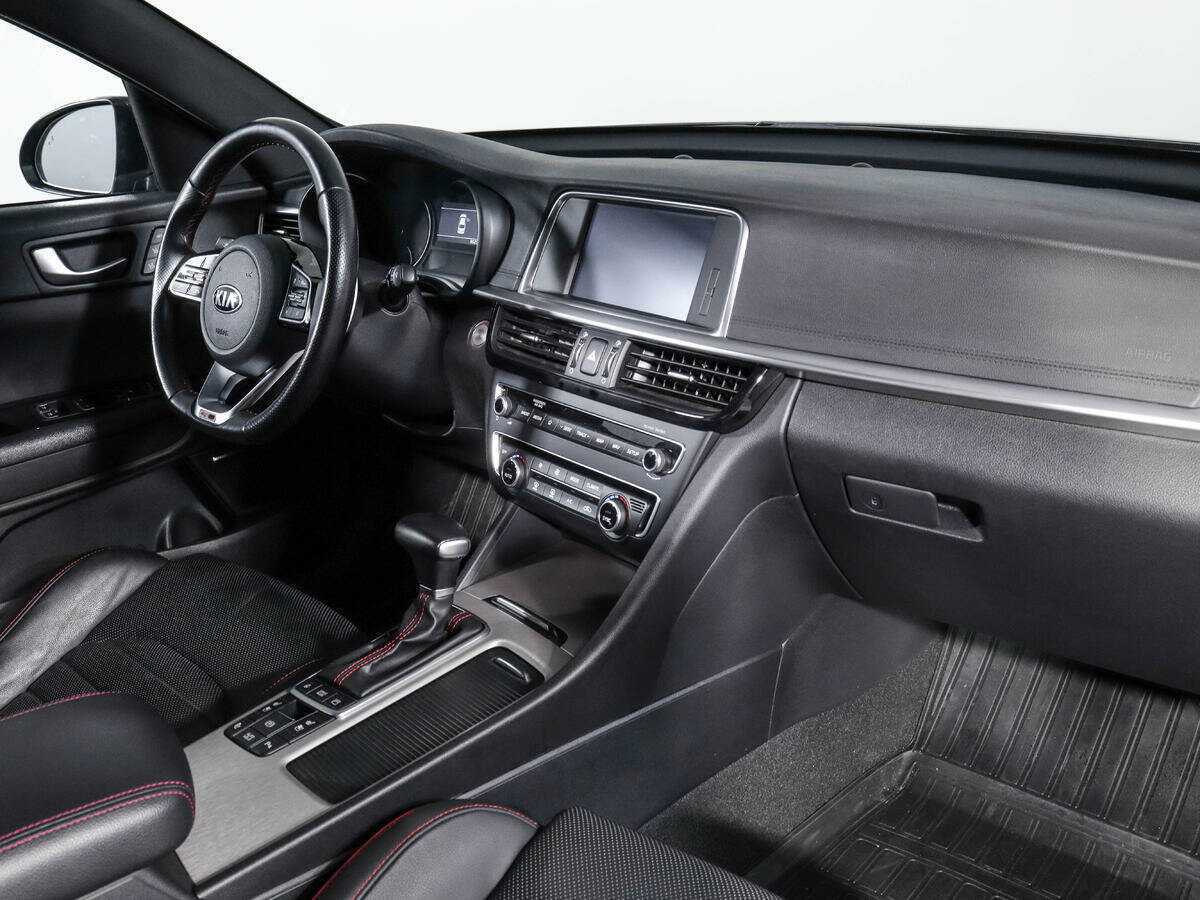 Kia Optima с пробегом — 2018 год. Фото: #8