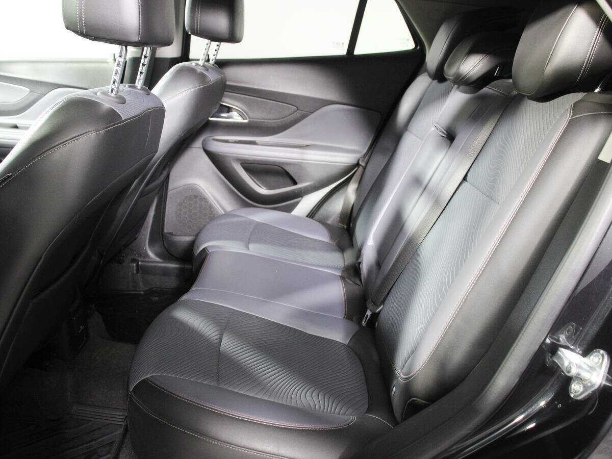 Opel Mokka с пробегом — 2013 год. Фото: #9