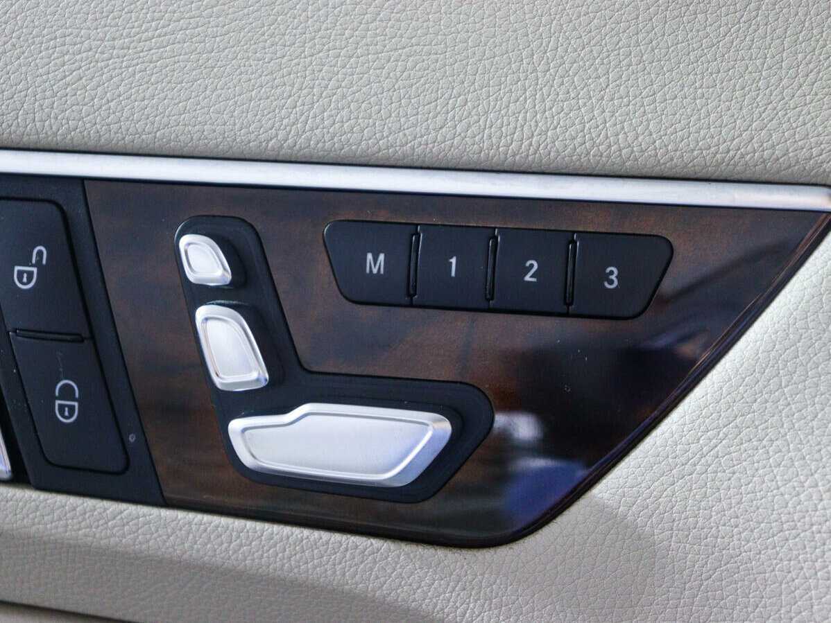 Mercedes-Benz E-Класс с пробегом — 2013 год. Фото: #13