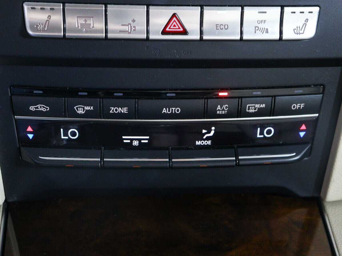 Mercedes-Benz E-Класс с пробегом — 2013 год. Фото: #18