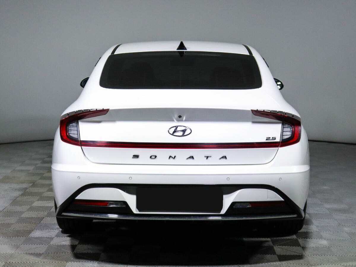 Hyundai Sonata с пробегом — 2021 год. Фото: #4