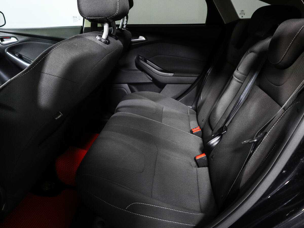 Ford Focus с пробегом — 2012 год. Фото: #7