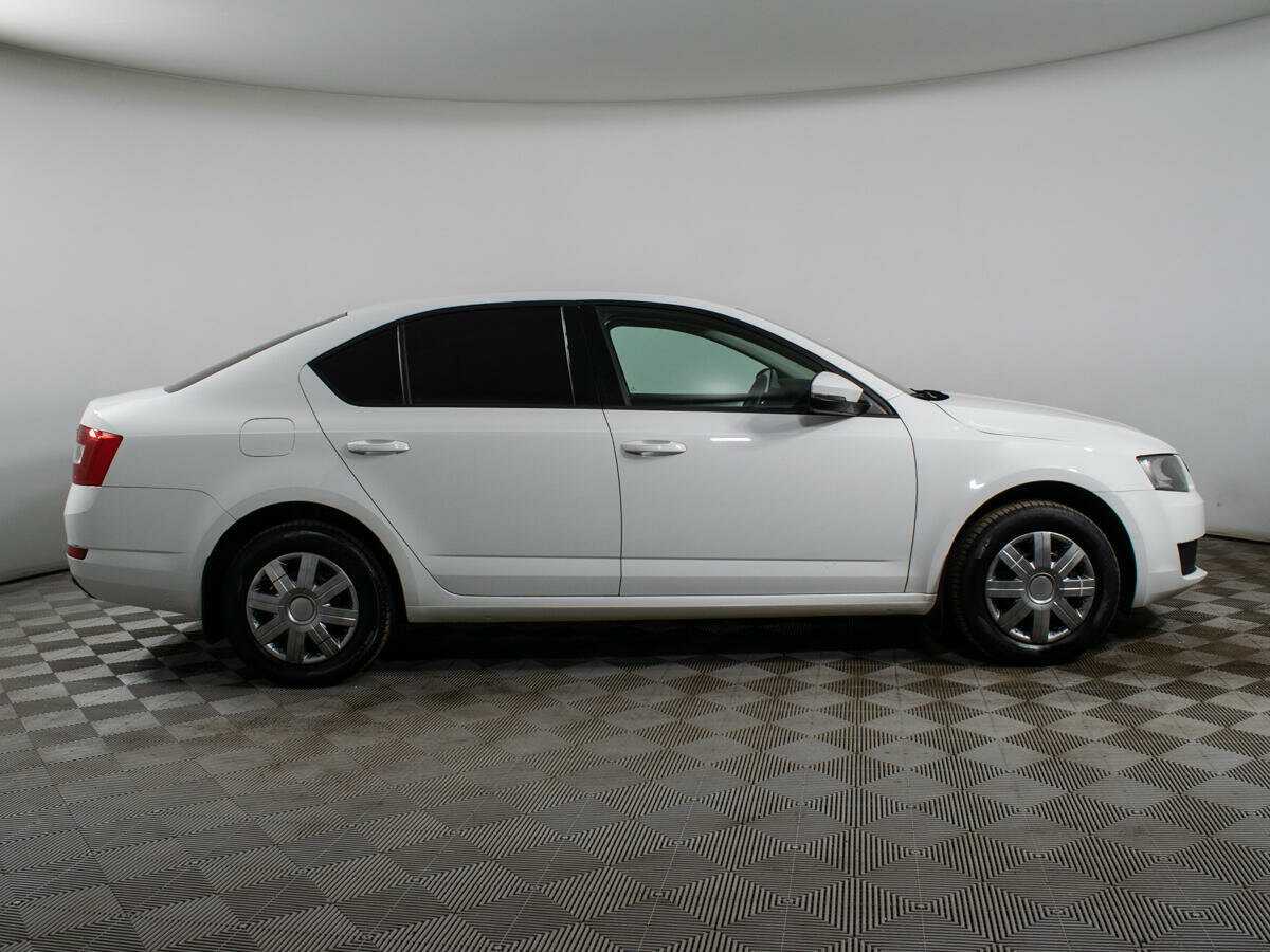 Skoda Octavia с пробегом — 2016 год. Фото: #3