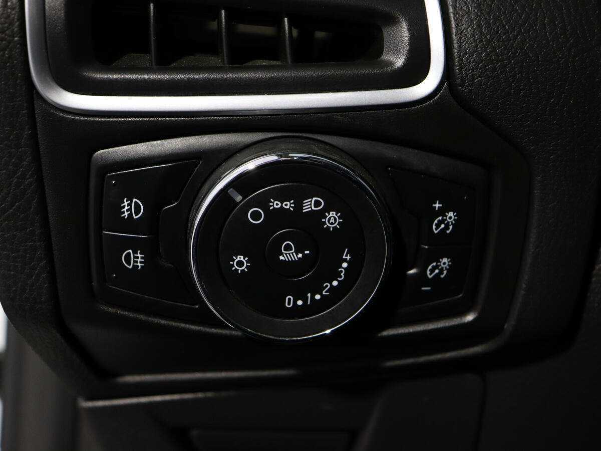 Ford Focus с пробегом — 2013 год. Фото: #14