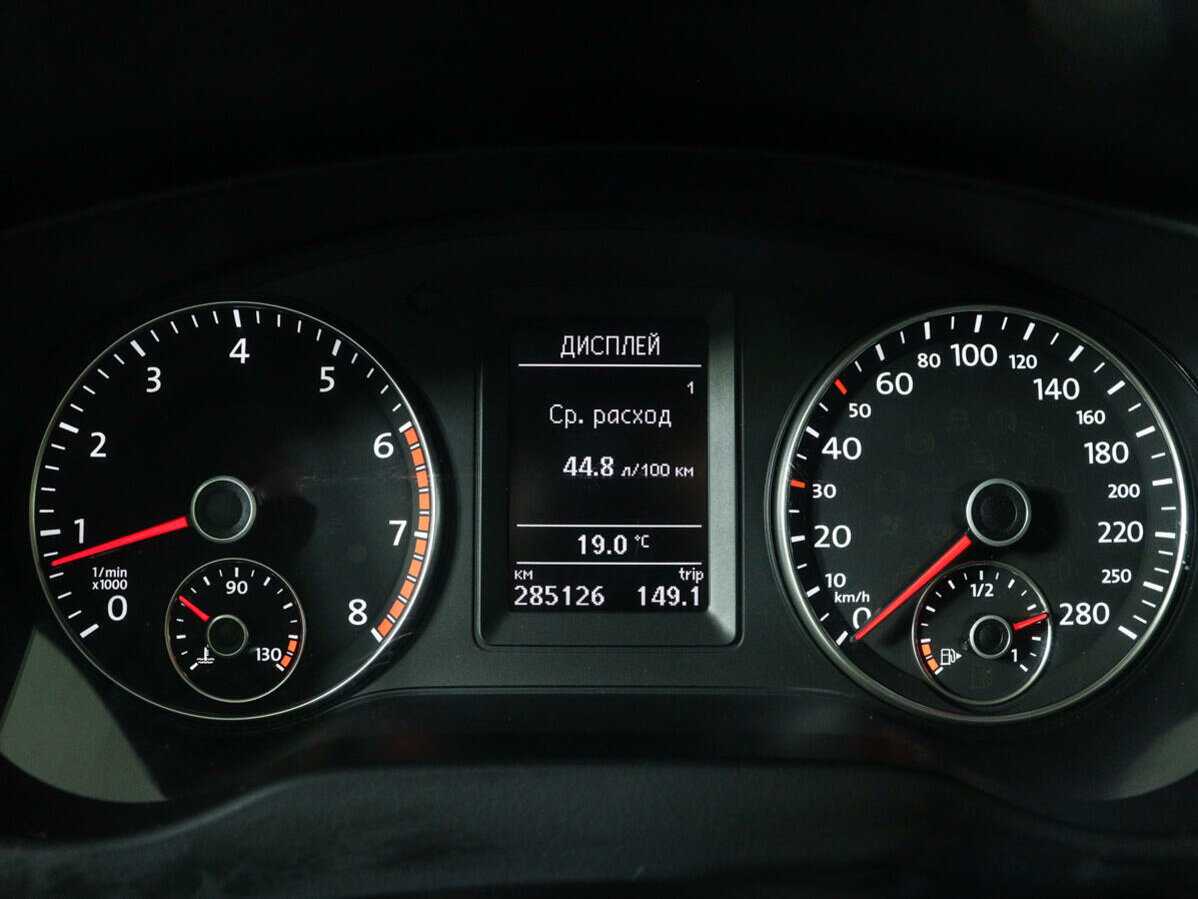 Volkswagen Jetta с пробегом — 2013 год. Фото: #8