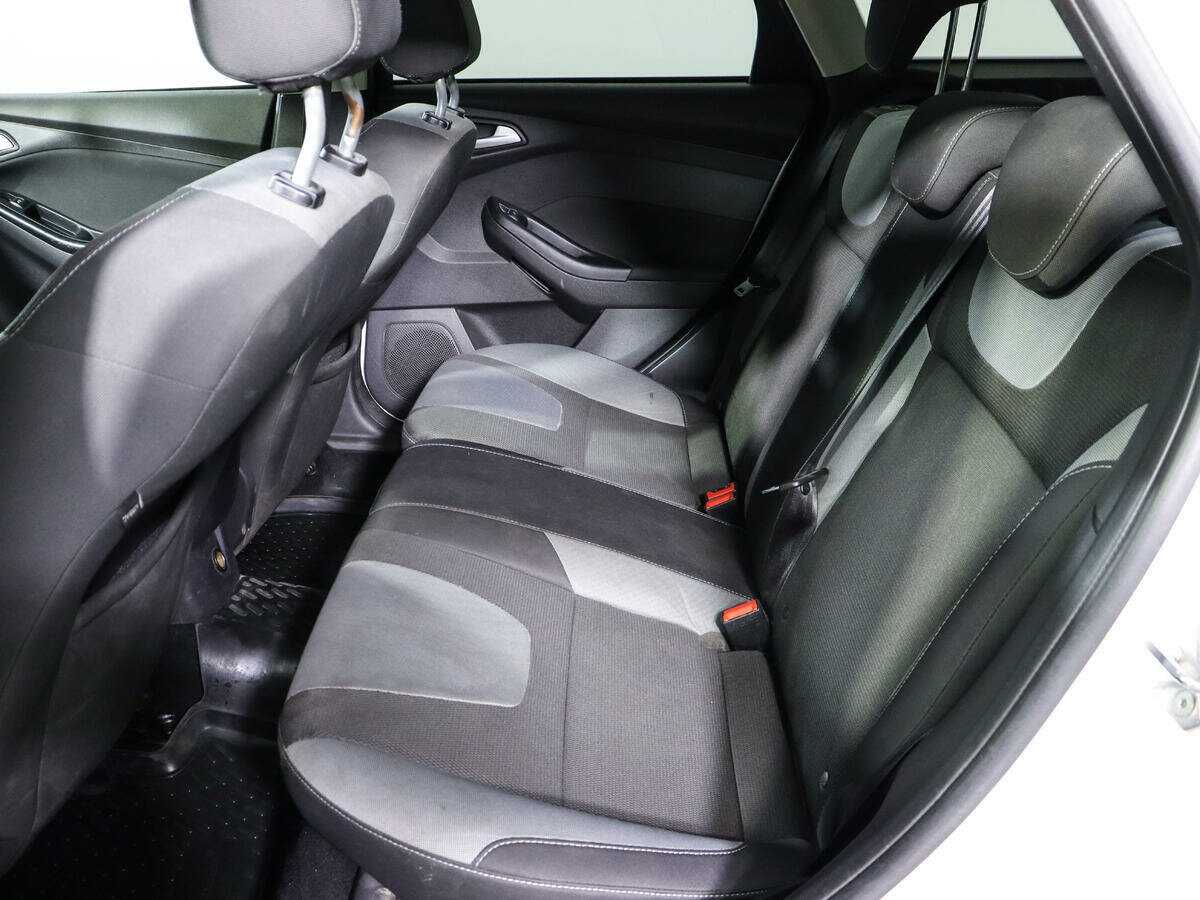 Ford Focus с пробегом — 2013 год. Фото: #9