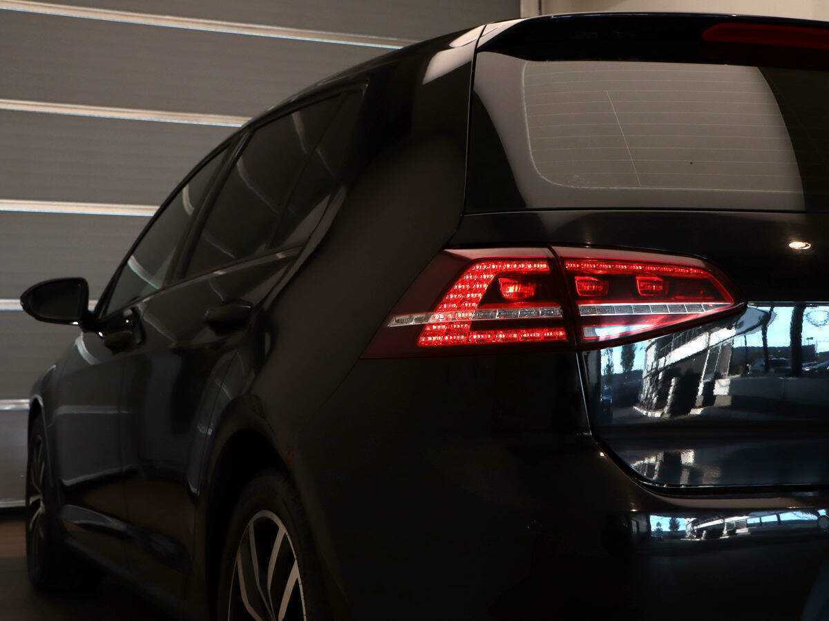 Volkswagen Golf с пробегом — 2013 год. Фото: #23