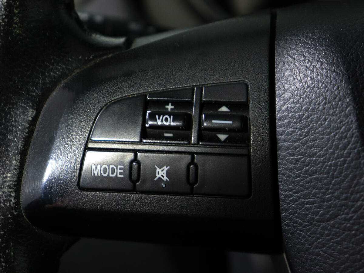 Mazda 3 с пробегом — 2012 год. Фото: #14