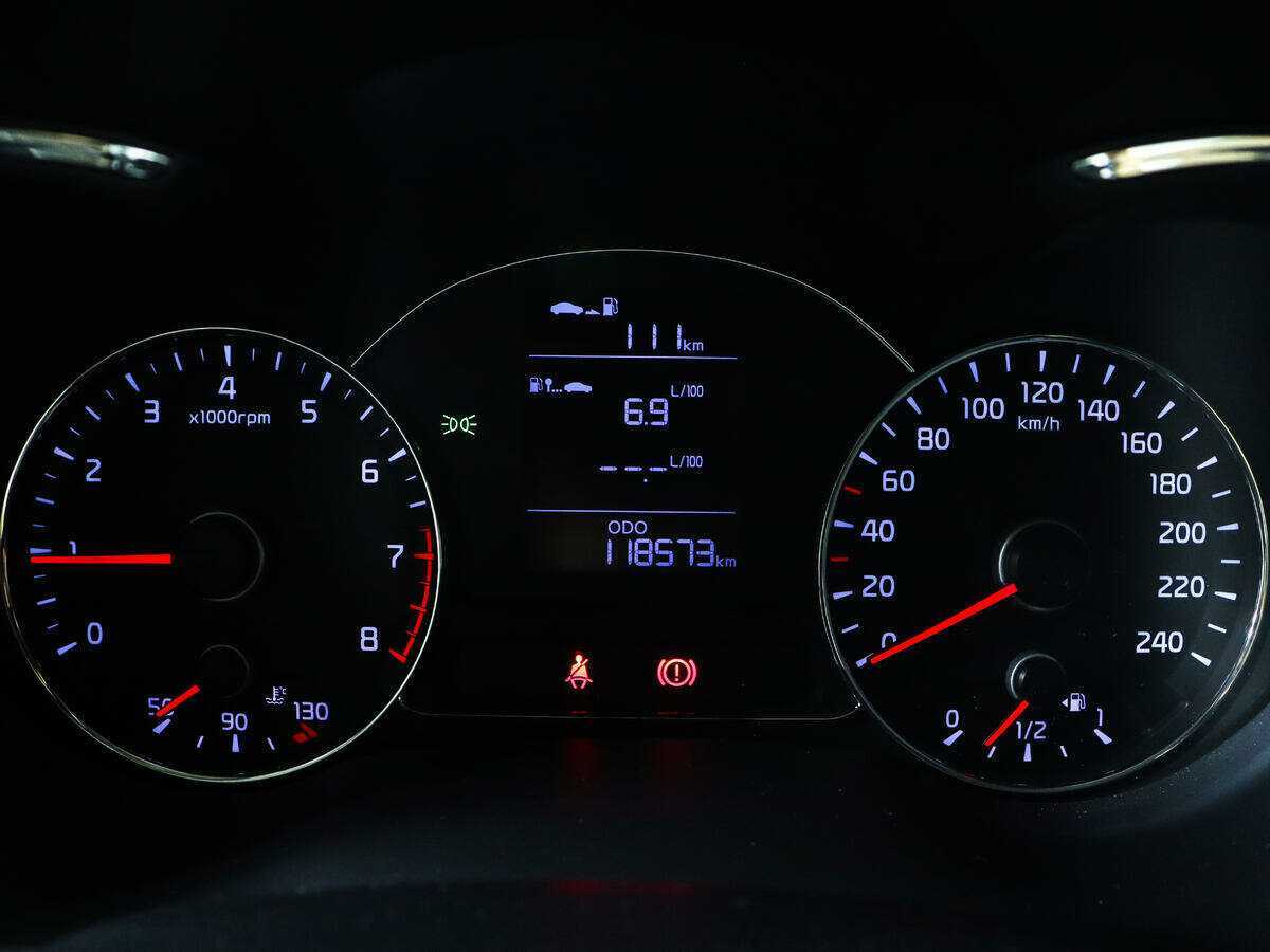 Kia Cerato с пробегом — 2014 год. Фото: #10