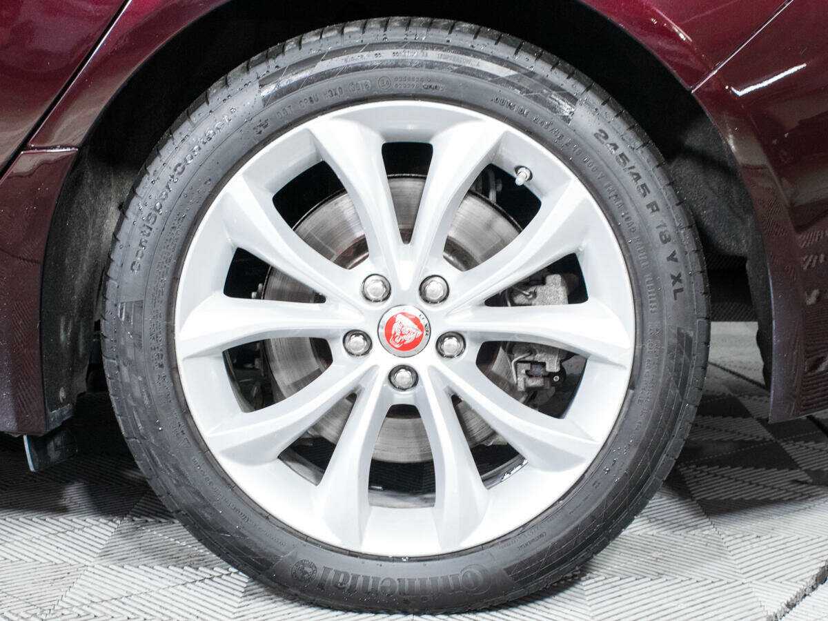 Jaguar XF с пробегом — 2016 год. Фото: #17