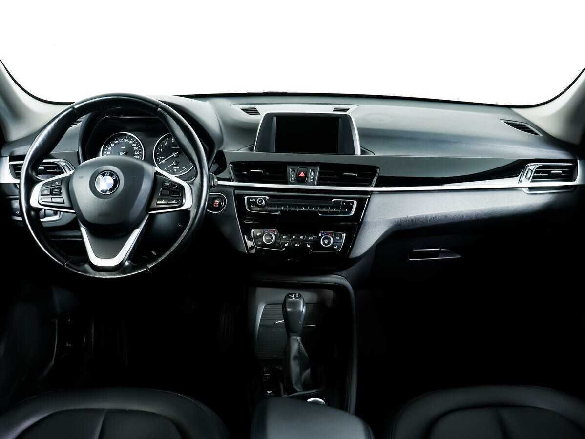 BMW X1 с пробегом — 2017 год. Фото: #10