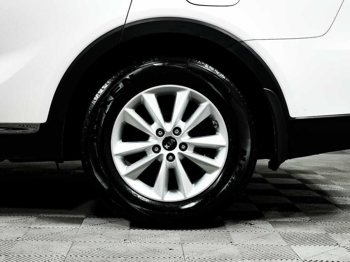 Kia Sorento с пробегом — 2019 год. Фото: #13
