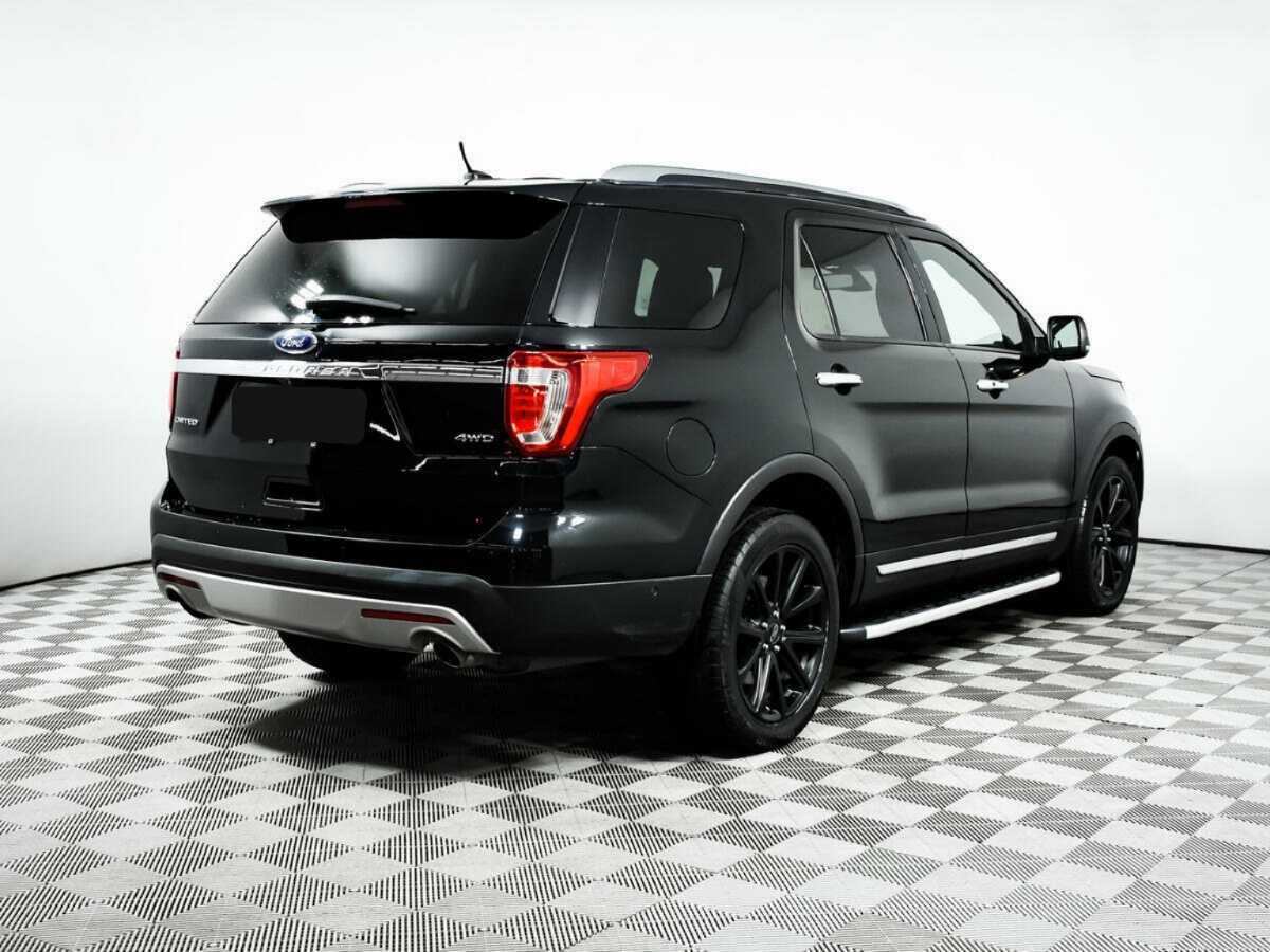 Ford Explorer с пробегом — 2016 год. Фото: #5