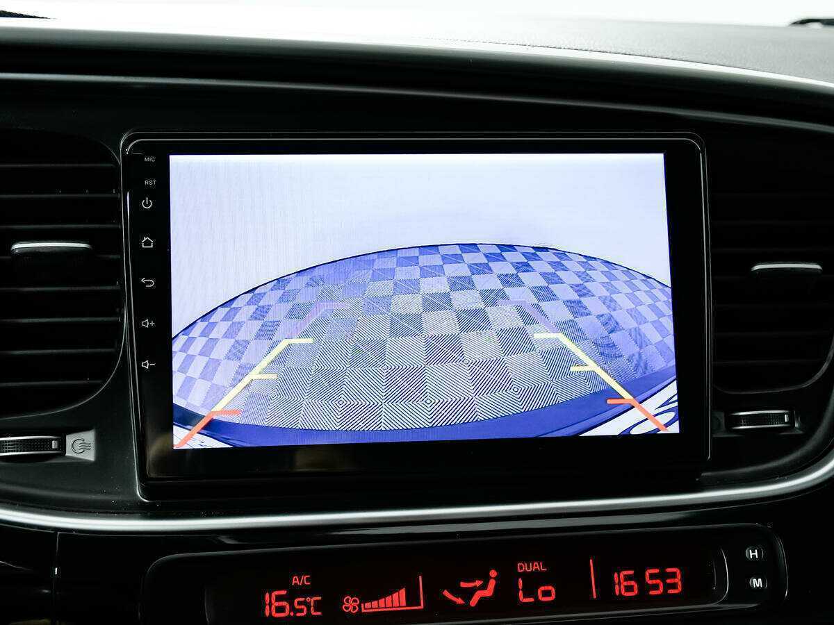 Kia Optima с пробегом — 2015 год. Фото: #15