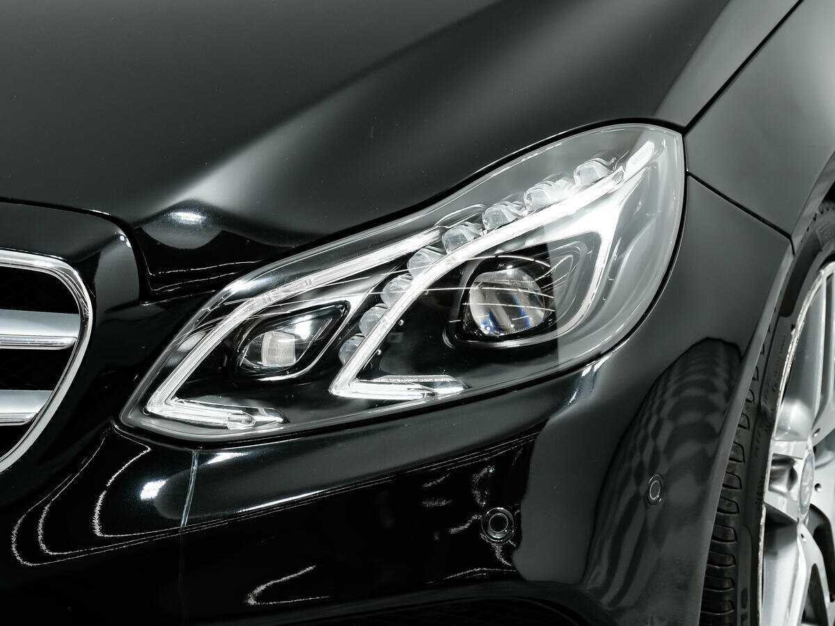 Mercedes-Benz E-Класс с пробегом — 2013 год. Фото: #12