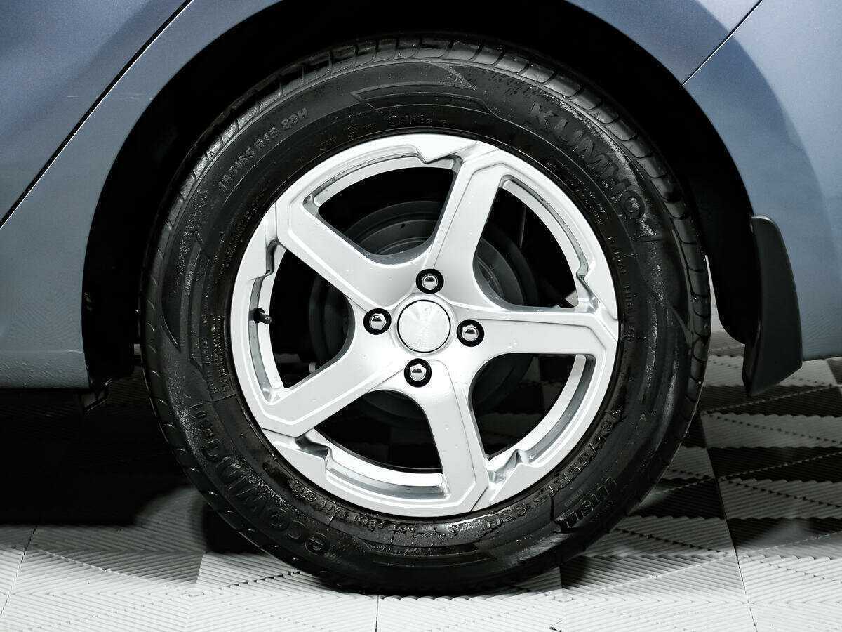 Kia Rio с пробегом — 2018 год. Фото: #13