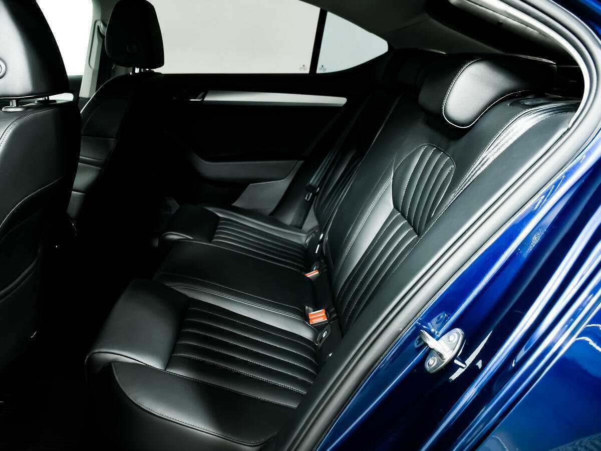 Skoda Superb с пробегом — 2019 год. Фото: #11
