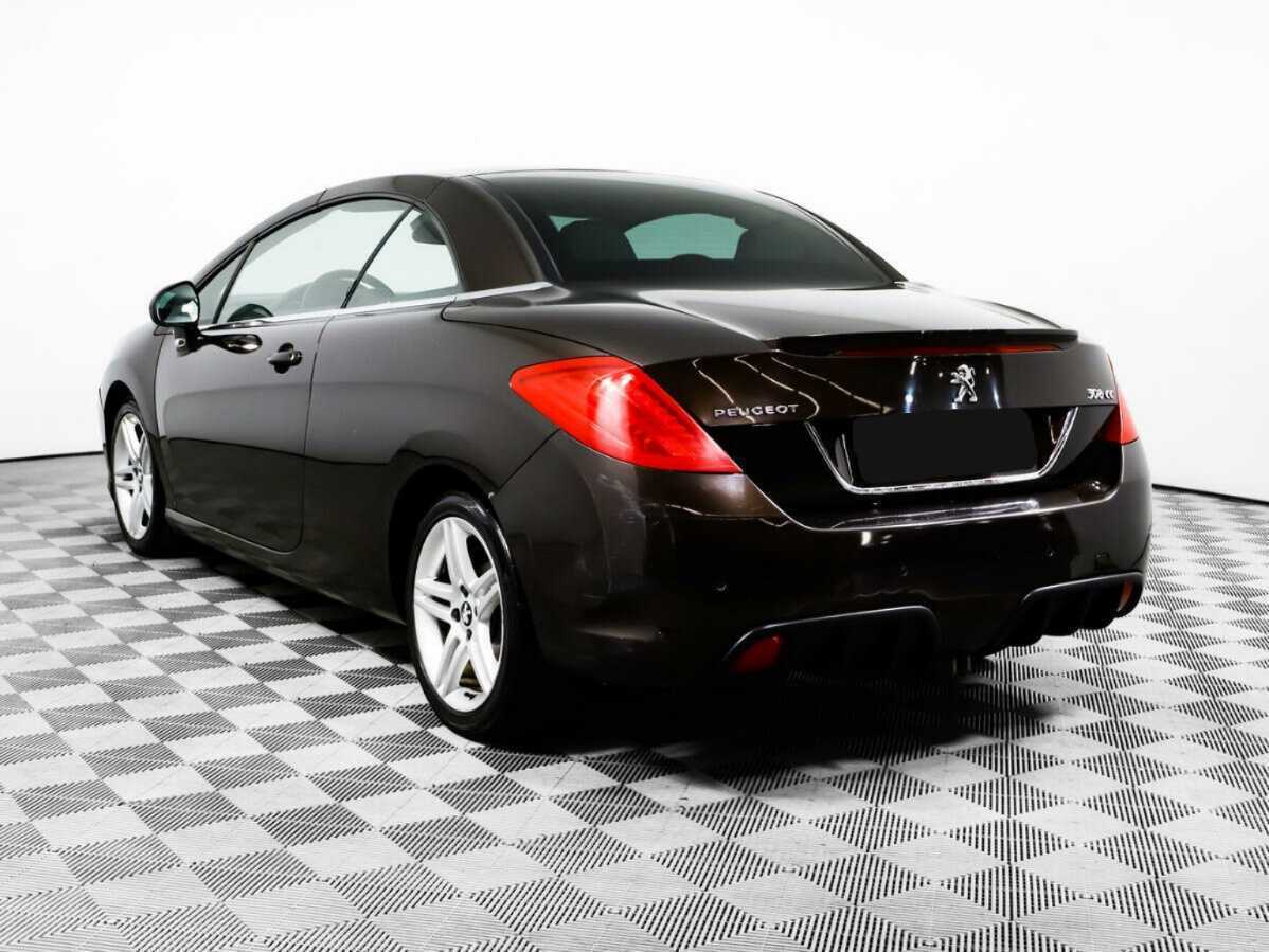 Peugeot 308 с пробегом — 2012 год. Фото: #6