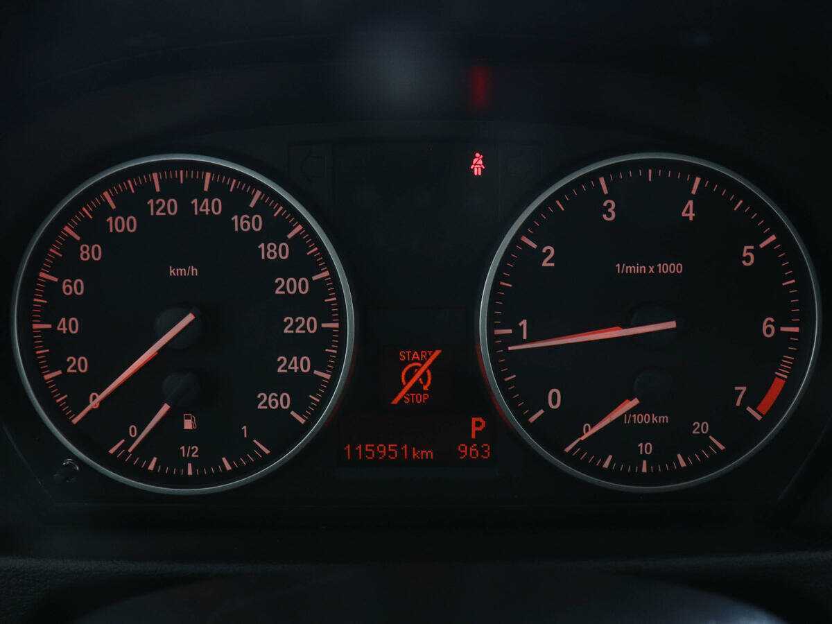 BMW X1 с пробегом — 2013 год. Фото: #12