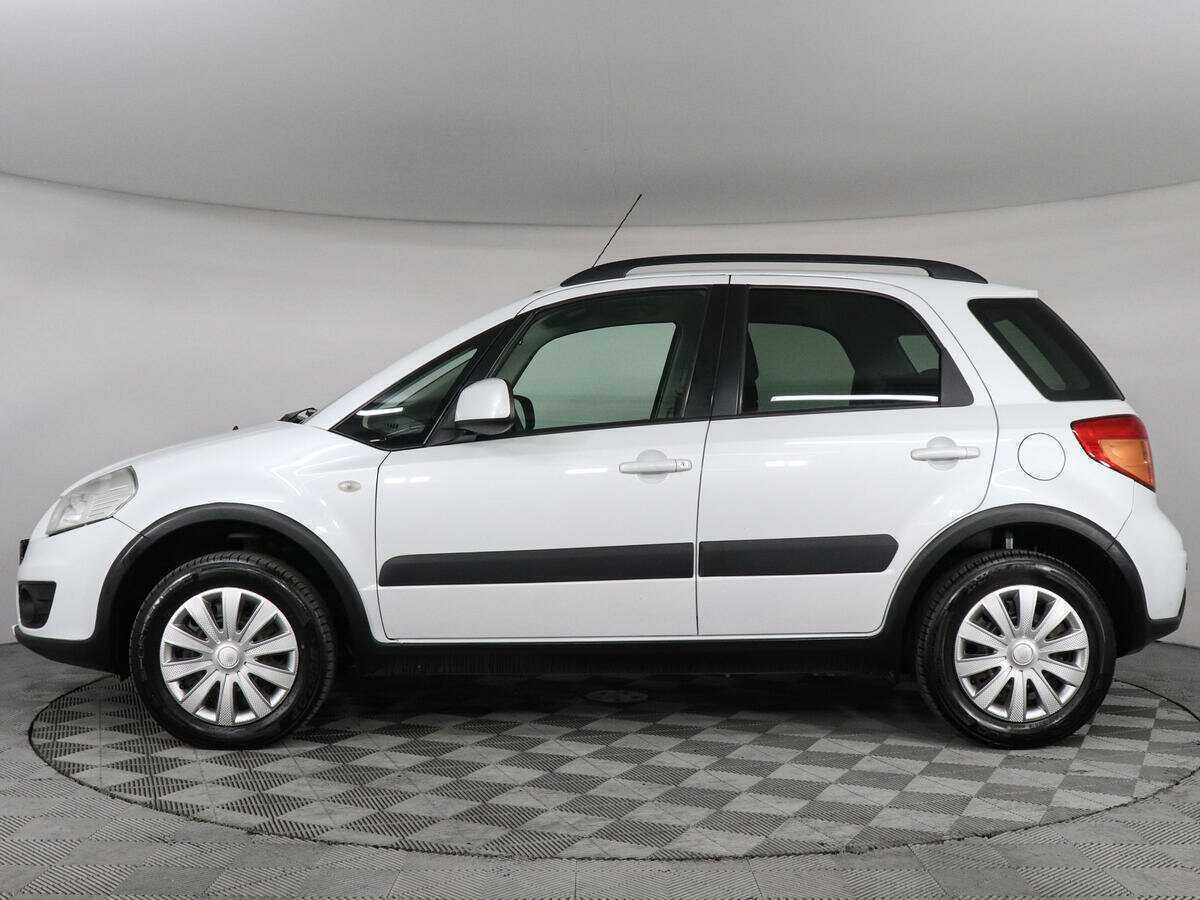 Suzuki SX4 с пробегом — 2014 год. Фото: #7