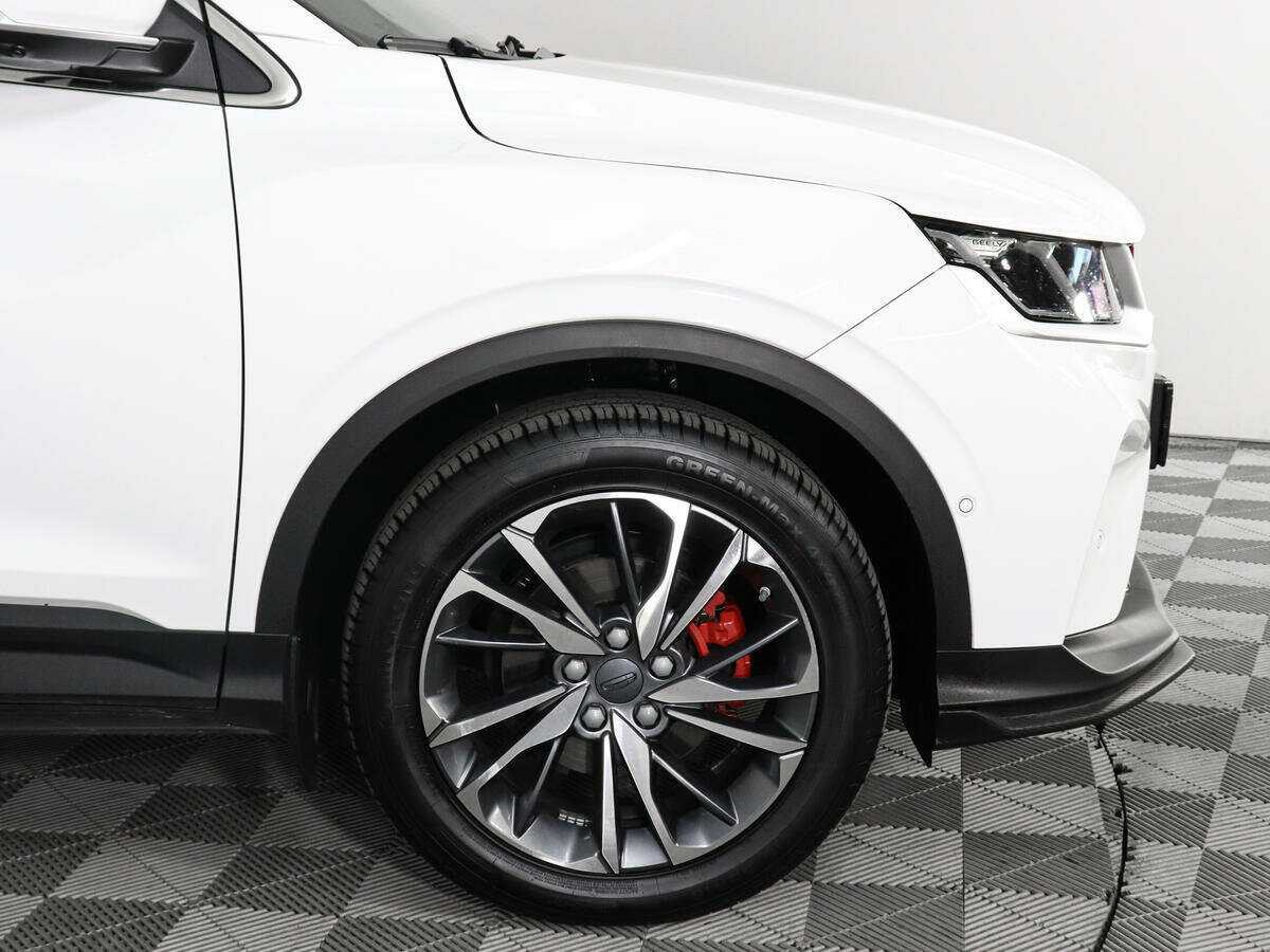 Geely Coolray с пробегом — 2023 год. Фото: #14