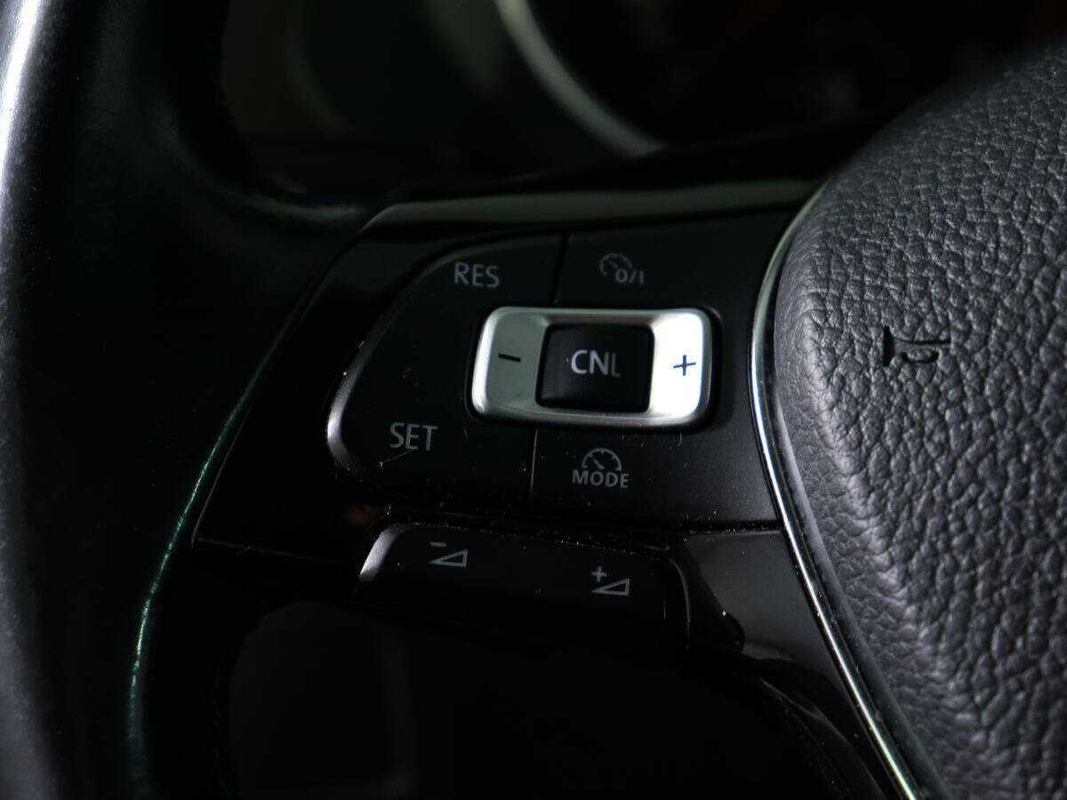 Volkswagen Tiguan с пробегом — 2017 год. Фото: #18