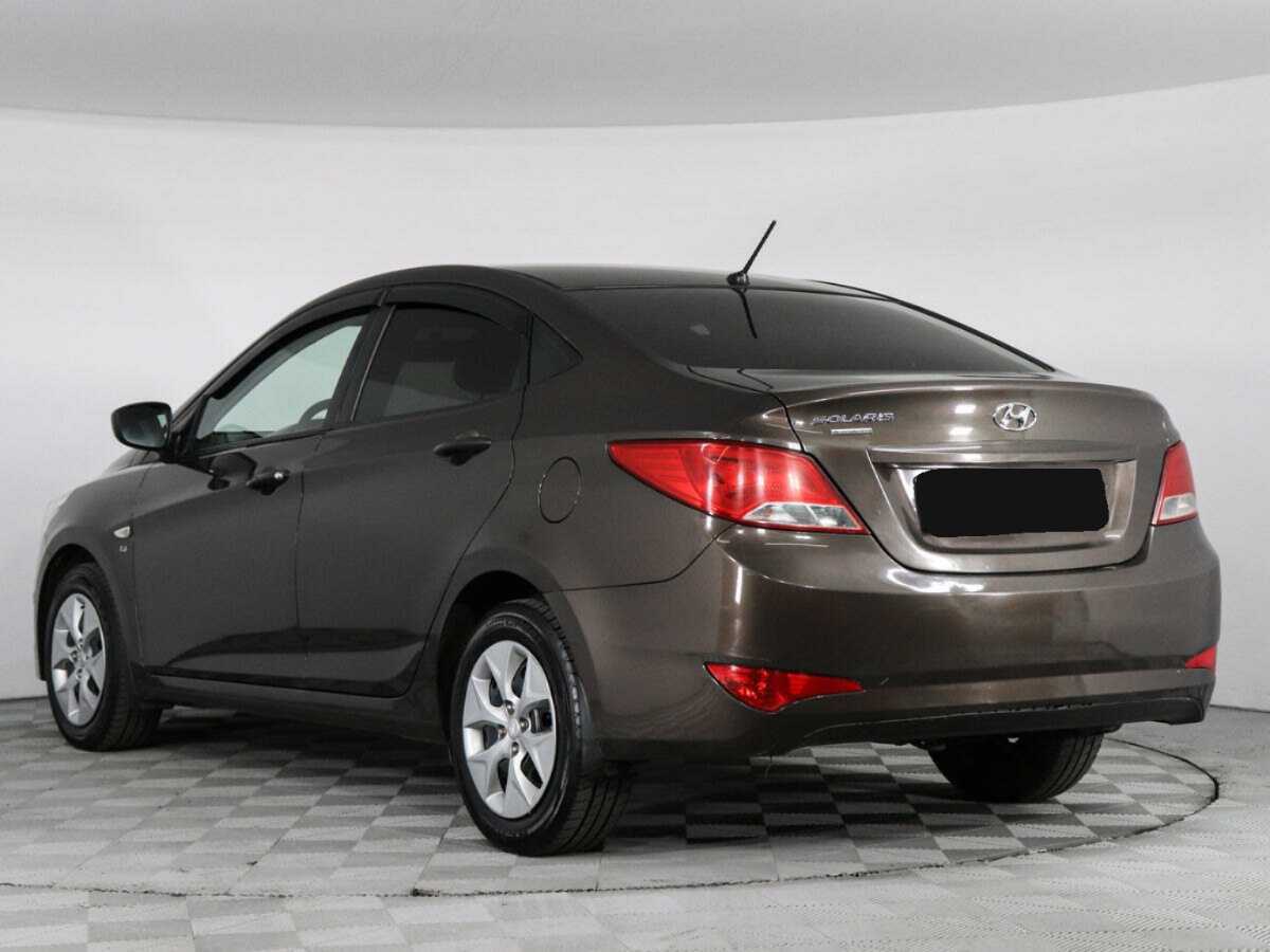 Hyundai Solaris с пробегом — 2016 год. Фото: #6