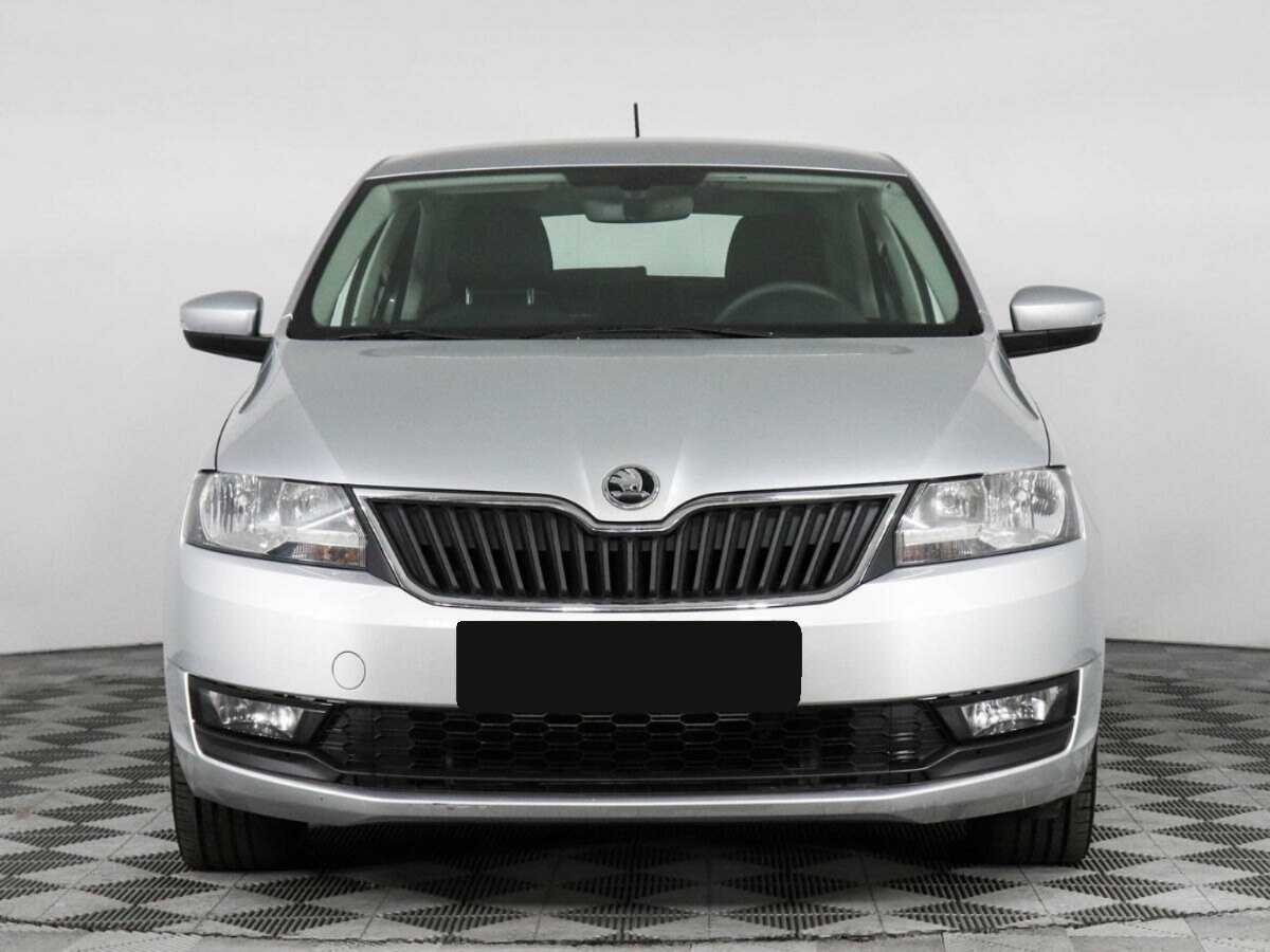 Skoda Rapid с пробегом — 2018 год. Фото: #1