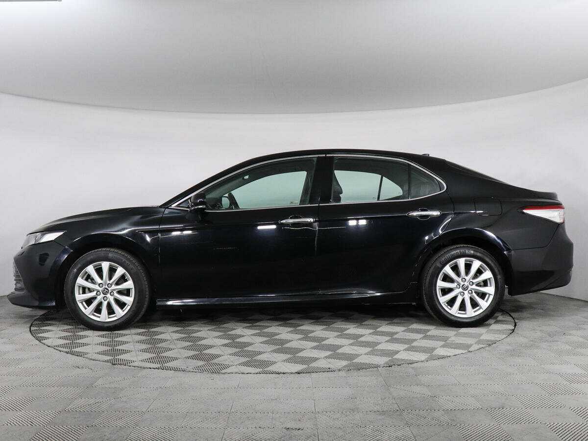 Toyota Camry с пробегом — 2019 год. Фото: #7