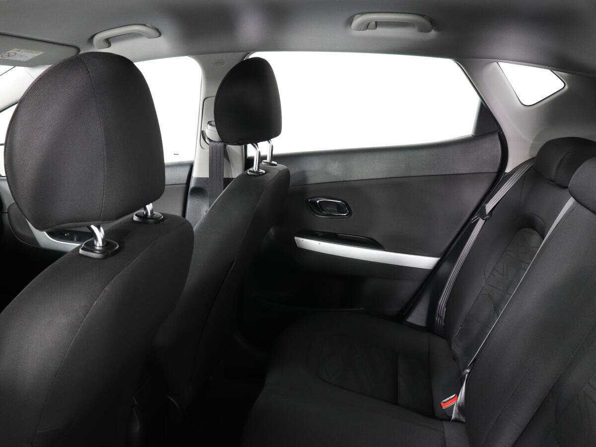 Kia Ceed с пробегом — 2017 год. Фото: #10