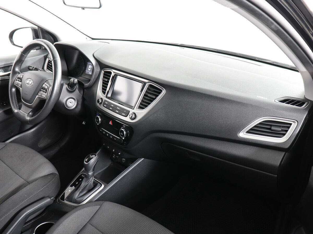 Hyundai Solaris с пробегом — 2019 год. Фото: #9