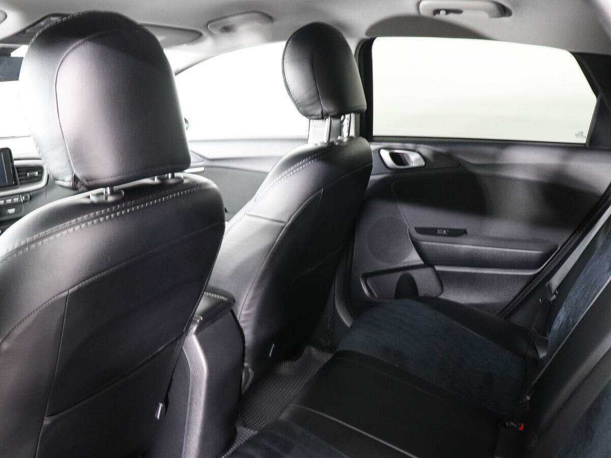 Kia Ceed с пробегом — 2018 год. Фото: #11