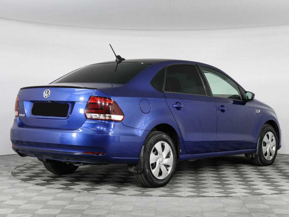Volkswagen Polo с пробегом — 2018 год. Фото: #4