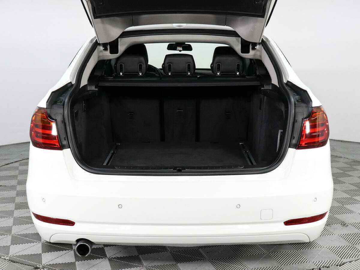 BMW 3 серии с пробегом — 2014 год. Фото: #8