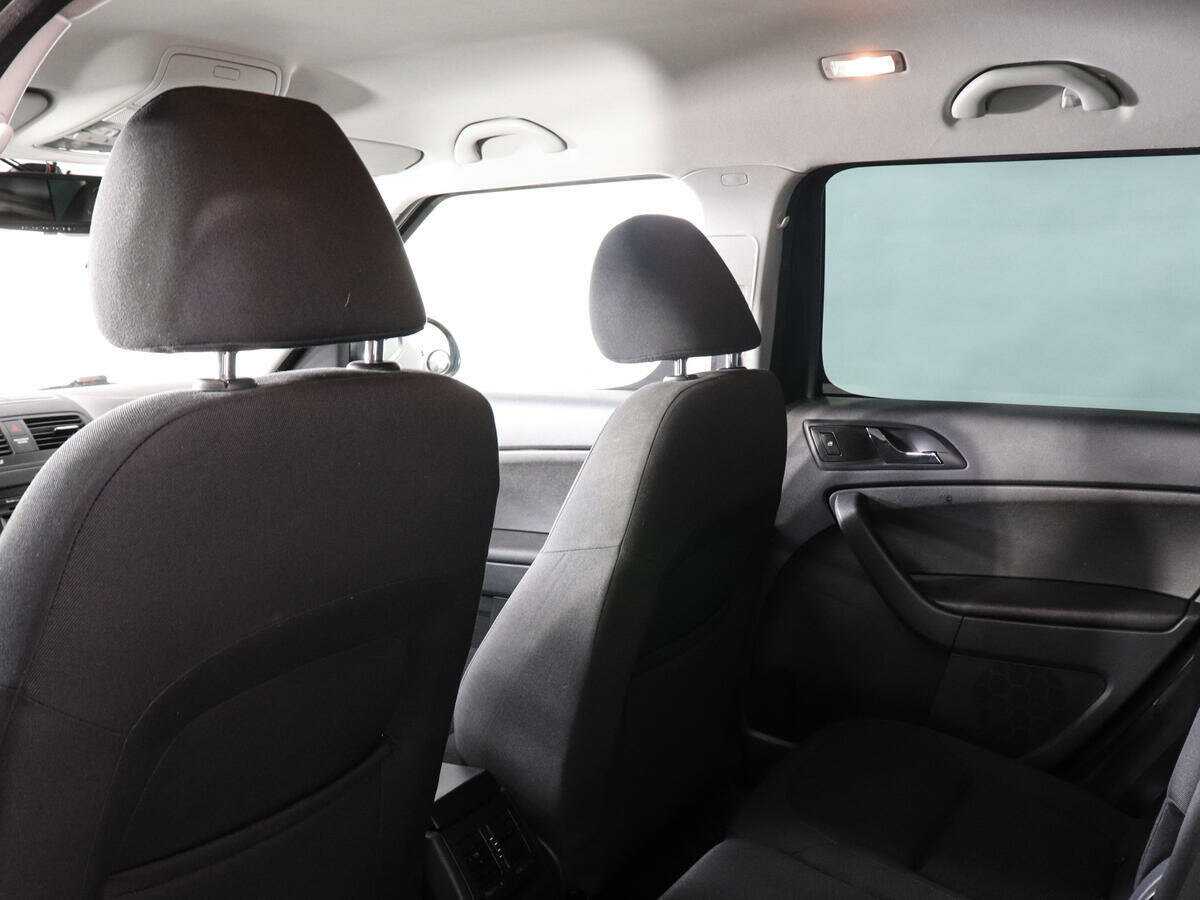 Skoda Yeti с пробегом — 2012 год. Фото: #11