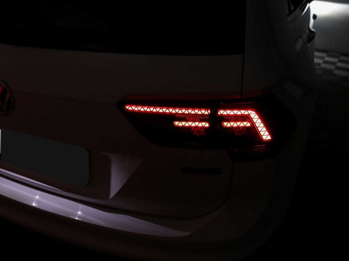 Volkswagen Tiguan с пробегом — 2018 год. Фото: #8