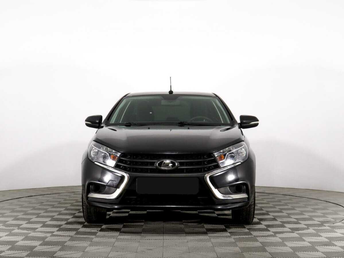 Lada (ВАЗ) Vesta с пробегом — 2017 год. Фото: #1