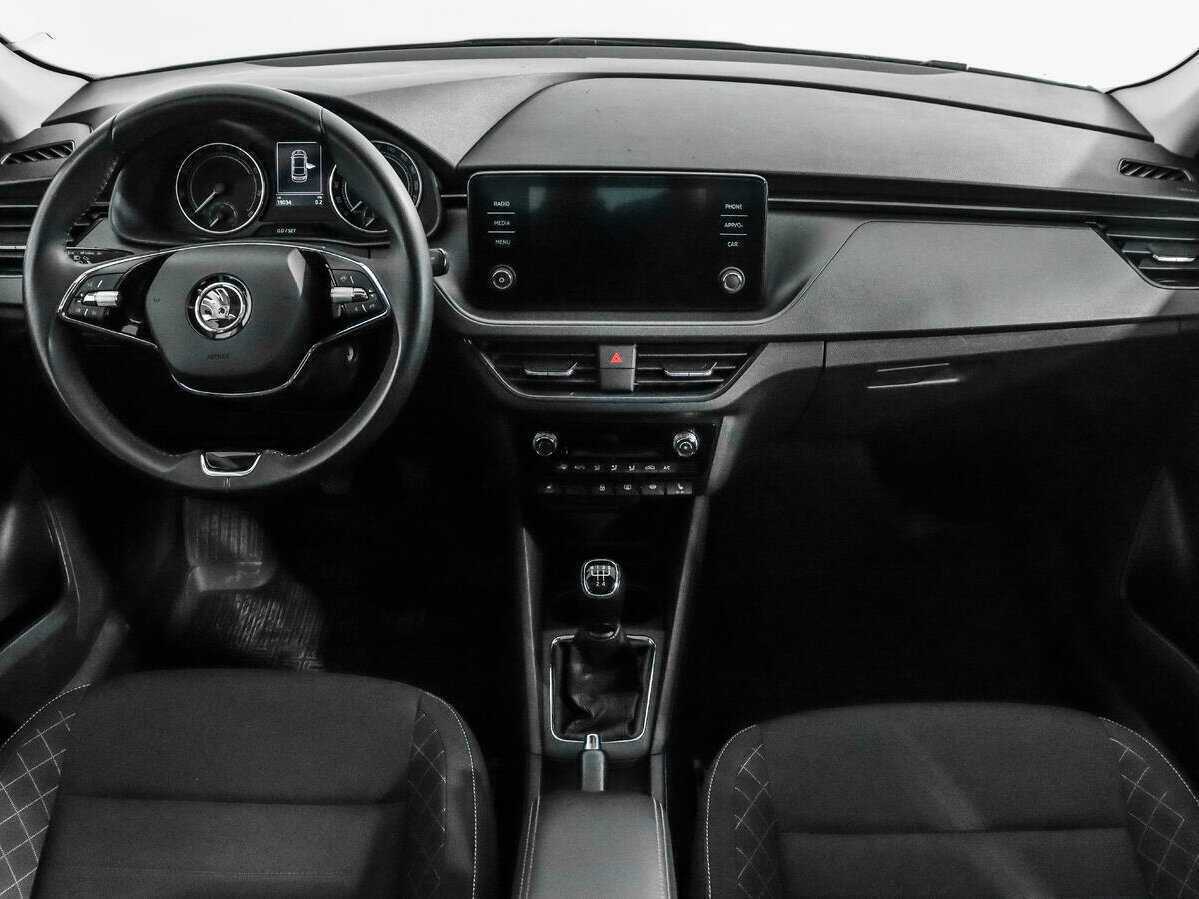 Skoda Rapid с пробегом — 2020 год. Фото: #11