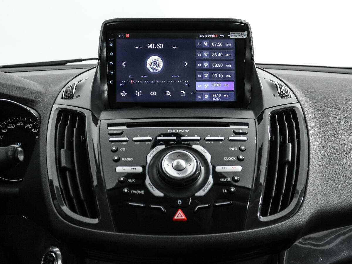 Ford Kuga с пробегом — 2014 год. Фото: #15