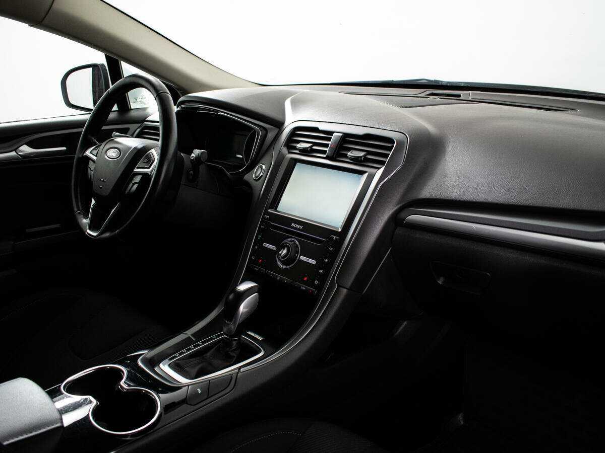 Ford Mondeo с пробегом — 2015 год. Фото: #8