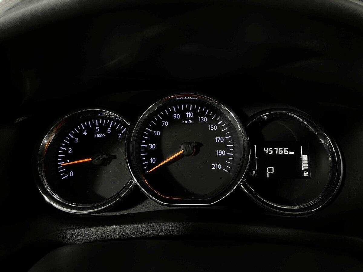 Renault Logan с пробегом — 2020 год. Фото: #9