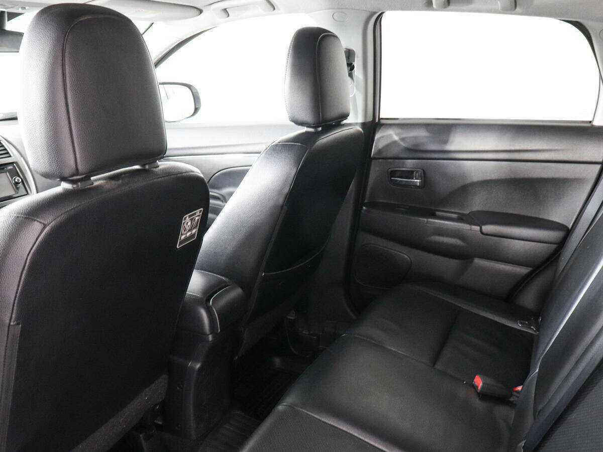 Mitsubishi ASX с пробегом — 2013 год. Фото: #11