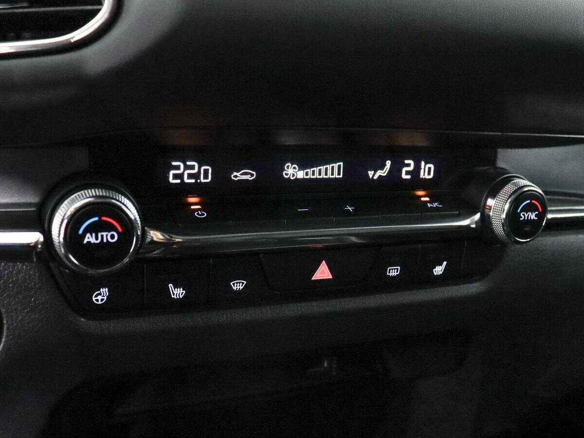 Mazda CX-30 с пробегом — 2021 год. Фото: #12